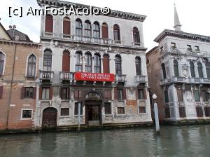 [P10] Pe Canal Grande, Veneția. Palazzo Tron (Universitatea). » foto by mihaelavoicu
 - 
<span class="allrVoted glyphicon glyphicon-heart hidden" id="av1217838"></span>
<a class="m-l-10 hidden" id="sv1217838" onclick="voting_Foto_DelVot(,1217838,1229)" role="button">șterge vot <span class="glyphicon glyphicon-remove"></span></a>
<a id="v91217838" class=" c-red"  onclick="voting_Foto_SetVot(1217838)" role="button"><span class="glyphicon glyphicon-heart-empty"></span> <b>LIKE</b> = Votează poza</a> <img class="hidden"  id="f1217838W9" src="/imagini/loader.gif" border="0" /><span class="AjErrMes hidden" id="e1217838ErM"></span>