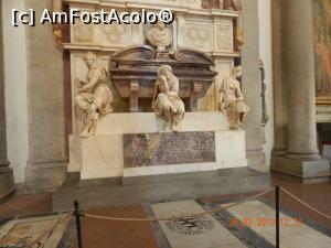 [P83] Basilica Santa Croce, mormântul lui Michelangelo.  » foto by Aurici
 - 
<span class="allrVoted glyphicon glyphicon-heart hidden" id="av1087625"></span>
<a class="m-l-10 hidden" id="sv1087625" onclick="voting_Foto_DelVot(,1087625,1230)" role="button">șterge vot <span class="glyphicon glyphicon-remove"></span></a>
<a id="v91087625" class=" c-red"  onclick="voting_Foto_SetVot(1087625)" role="button"><span class="glyphicon glyphicon-heart-empty"></span> <b>LIKE</b> = Votează poza</a> <img class="hidden"  id="f1087625W9" src="/imagini/loader.gif" border="0" /><span class="AjErrMes hidden" id="e1087625ErM"></span>