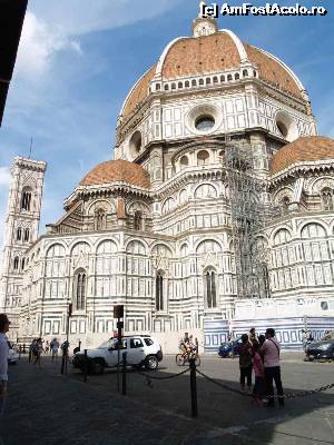 [P12] Cupola catedralei Santa Maria del Fiore » foto by Mika
 - 
<span class="allrVoted glyphicon glyphicon-heart hidden" id="av620584"></span>
<a class="m-l-10 hidden" id="sv620584" onclick="voting_Foto_DelVot(,620584,1230)" role="button">șterge vot <span class="glyphicon glyphicon-remove"></span></a>
<a id="v9620584" class=" c-red"  onclick="voting_Foto_SetVot(620584)" role="button"><span class="glyphicon glyphicon-heart-empty"></span> <b>LIKE</b> = Votează poza</a> <img class="hidden"  id="f620584W9" src="/imagini/loader.gif" border="0" /><span class="AjErrMes hidden" id="e620584ErM"></span>