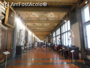 [P55] Galeriile degli Uffizi, interior » foto by irinad
 - 
<span class="allrVoted glyphicon glyphicon-heart hidden" id="av1257651"></span>
<a class="m-l-10 hidden" id="sv1257651" onclick="voting_Foto_DelVot(,1257651,1230)" role="button">șterge vot <span class="glyphicon glyphicon-remove"></span></a>
<a id="v91257651" class=" c-red"  onclick="voting_Foto_SetVot(1257651)" role="button"><span class="glyphicon glyphicon-heart-empty"></span> <b>LIKE</b> = Votează poza</a> <img class="hidden"  id="f1257651W9" src="/imagini/loader.gif" border="0" /><span class="AjErrMes hidden" id="e1257651ErM"></span>