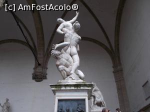 [P09] ”Răpirea Sabinelor” de Gianbologna. Prim plan, Loggia dei Lanzi, Florența.  » foto by mihaelavoicu
 - 
<span class="allrVoted glyphicon glyphicon-heart hidden" id="av1002748"></span>
<a class="m-l-10 hidden" id="sv1002748" onclick="voting_Foto_DelVot(,1002748,1230)" role="button">șterge vot <span class="glyphicon glyphicon-remove"></span></a>
<a id="v91002748" class=" c-red"  onclick="voting_Foto_SetVot(1002748)" role="button"><span class="glyphicon glyphicon-heart-empty"></span> <b>LIKE</b> = Votează poza</a> <img class="hidden"  id="f1002748W9" src="/imagini/loader.gif" border="0" /><span class="AjErrMes hidden" id="e1002748ErM"></span>