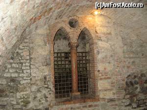 [P10] Manastitea San Francesco al Corso din Verona, Mormantul Julietei » foto by vlado2
 - 
<span class="allrVoted glyphicon glyphicon-heart hidden" id="av549947"></span>
<a class="m-l-10 hidden" id="sv549947" onclick="voting_Foto_DelVot(,549947,1233)" role="button">șterge vot <span class="glyphicon glyphicon-remove"></span></a>
<a id="v9549947" class=" c-red"  onclick="voting_Foto_SetVot(549947)" role="button"><span class="glyphicon glyphicon-heart-empty"></span> <b>LIKE</b> = Votează poza</a> <img class="hidden"  id="f549947W9" src="/imagini/loader.gif" border="0" /><span class="AjErrMes hidden" id="e549947ErM"></span>