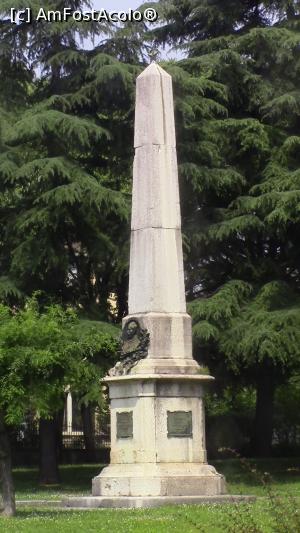 [P15] Monumentul ridicat in memoria generalului Giuseppe Salvatore Pianell, primul conducator al Veronei dupa plecarea habsburgilor.  » foto by ovidiuyepi
 - 
<span class="allrVoted glyphicon glyphicon-heart hidden" id="av1155291"></span>
<a class="m-l-10 hidden" id="sv1155291" onclick="voting_Foto_DelVot(,1155291,1233)" role="button">șterge vot <span class="glyphicon glyphicon-remove"></span></a>
<a id="v91155291" class=" c-red"  onclick="voting_Foto_SetVot(1155291)" role="button"><span class="glyphicon glyphicon-heart-empty"></span> <b>LIKE</b> = Votează poza</a> <img class="hidden"  id="f1155291W9" src="/imagini/loader.gif" border="0" /><span class="AjErrMes hidden" id="e1155291ErM"></span>