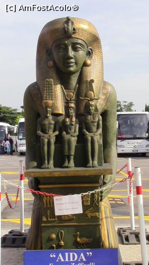 [P19] Parcheggio Bus din Campo Marzo. Sub egida Verona Arena Opera Festival: „Aida”.  » foto by ovidiuyepi
 - 
<span class="allrVoted glyphicon glyphicon-heart hidden" id="av1155295"></span>
<a class="m-l-10 hidden" id="sv1155295" onclick="voting_Foto_DelVot(,1155295,1233)" role="button">șterge vot <span class="glyphicon glyphicon-remove"></span></a>
<a id="v91155295" class=" c-red"  onclick="voting_Foto_SetVot(1155295)" role="button"><span class="glyphicon glyphicon-heart-empty"></span> <b>LIKE</b> = Votează poza</a> <img class="hidden"  id="f1155295W9" src="/imagini/loader.gif" border="0" /><span class="AjErrMes hidden" id="e1155295ErM"></span>