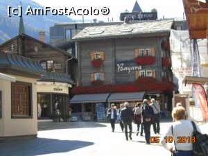 [P13] Flori și lenm, roșu și brun și turiști » foto by Mitica49
 - 
<span class="allrVoted glyphicon glyphicon-heart hidden" id="av1023673"></span>
<a class="m-l-10 hidden" id="sv1023673" onclick="voting_Foto_DelVot(,1023673,1236)" role="button">șterge vot <span class="glyphicon glyphicon-remove"></span></a>
<a id="v91023673" class=" c-red"  onclick="voting_Foto_SetVot(1023673)" role="button"><span class="glyphicon glyphicon-heart-empty"></span> <b>LIKE</b> = Votează poza</a> <img class="hidden"  id="f1023673W9" src="/imagini/loader.gif" border="0" /><span class="AjErrMes hidden" id="e1023673ErM"></span>