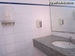 [P59] Toaleta intr-o parcare » foto by bica adriana
 - 
<span class="allrVoted glyphicon glyphicon-heart hidden" id="av572897"></span>
<a class="m-l-10 hidden" id="sv572897" onclick="voting_Foto_DelVot(,572897,1270)" role="button">șterge vot <span class="glyphicon glyphicon-remove"></span></a>
<a id="v9572897" class=" c-red"  onclick="voting_Foto_SetVot(572897)" role="button"><span class="glyphicon glyphicon-heart-empty"></span> <b>LIKE</b> = Votează poza</a> <img class="hidden"  id="f572897W9" src="/imagini/loader.gif" border="0" /><span class="AjErrMes hidden" id="e572897ErM"></span>