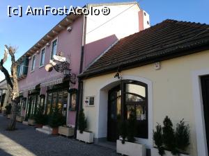 [P06] Cochetul și romanticul Szentendre » foto by crismis
 - 
<span class="allrVoted glyphicon glyphicon-heart hidden" id="av1043877"></span>
<a class="m-l-10 hidden" id="sv1043877" onclick="voting_Foto_DelVot(,1043877,1275)" role="button">șterge vot <span class="glyphicon glyphicon-remove"></span></a>
<a id="v91043877" class=" c-red"  onclick="voting_Foto_SetVot(1043877)" role="button"><span class="glyphicon glyphicon-heart-empty"></span> <b>LIKE</b> = Votează poza</a> <img class="hidden"  id="f1043877W9" src="/imagini/loader.gif" border="0" /><span class="AjErrMes hidden" id="e1043877ErM"></span>