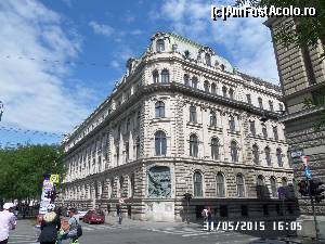 [P27] Clădire pe Bulevardul Andrassy » foto by ungureanica
 - 
<span class="allrVoted glyphicon glyphicon-heart hidden" id="av624914"></span>
<a class="m-l-10 hidden" id="sv624914" onclick="voting_Foto_DelVot(,624914,1275)" role="button">șterge vot <span class="glyphicon glyphicon-remove"></span></a>
<a id="v9624914" class=" c-red"  onclick="voting_Foto_SetVot(624914)" role="button"><span class="glyphicon glyphicon-heart-empty"></span> <b>LIKE</b> = Votează poza</a> <img class="hidden"  id="f624914W9" src="/imagini/loader.gif" border="0" /><span class="AjErrMes hidden" id="e624914ErM"></span>