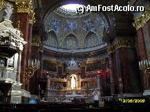 [P04] Particica din interiorul St. Stephen's Basilica » foto by ms65
 - 
<span class="allrVoted glyphicon glyphicon-heart hidden" id="av17622"></span>
<a class="m-l-10 hidden" id="sv17622" onclick="voting_Foto_DelVot(,17622,1275)" role="button">șterge vot <span class="glyphicon glyphicon-remove"></span></a>
<a id="v917622" class=" c-red"  onclick="voting_Foto_SetVot(17622)" role="button"><span class="glyphicon glyphicon-heart-empty"></span> <b>LIKE</b> = Votează poza</a> <img class="hidden"  id="f17622W9" src="/imagini/loader.gif" border="0" /><span class="AjErrMes hidden" id="e17622ErM"></span>