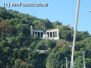 [P19] Dealul Gellert și monumentul Sfântului Gerard - Budapesta.  » foto by tata123 🔱
 - 
<span class="allrVoted glyphicon glyphicon-heart hidden" id="av799511"></span>
<a class="m-l-10 hidden" id="sv799511" onclick="voting_Foto_DelVot(,799511,1275)" role="button">șterge vot <span class="glyphicon glyphicon-remove"></span></a>
<a id="v9799511" class=" c-red"  onclick="voting_Foto_SetVot(799511)" role="button"><span class="glyphicon glyphicon-heart-empty"></span> <b>LIKE</b> = Votează poza</a> <img class="hidden"  id="f799511W9" src="/imagini/loader.gif" border="0" /><span class="AjErrMes hidden" id="e799511ErM"></span>