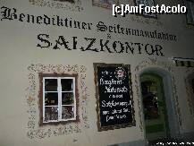 [P05] Hallstatt, magazin cu produse pe baza de sare » foto by dannek
 - 
<span class="allrVoted glyphicon glyphicon-heart hidden" id="av150539"></span>
<a class="m-l-10 hidden" id="sv150539" onclick="voting_Foto_DelVot(,150539,1383)" role="button">șterge vot <span class="glyphicon glyphicon-remove"></span></a>
<a id="v9150539" class=" c-red"  onclick="voting_Foto_SetVot(150539)" role="button"><span class="glyphicon glyphicon-heart-empty"></span> <b>LIKE</b> = Votează poza</a> <img class="hidden"  id="f150539W9" src="/imagini/loader.gif" border="0" /><span class="AjErrMes hidden" id="e150539ErM"></span>