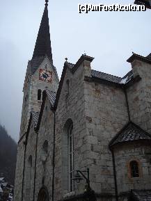 [P14] Biserica Maria Himmelfahrt din inima localitatii montane austriece Hallstatt, cu turnul cu ceasul ce arata ora exacta... » foto by ileanaxperta*
 - 
<span class="allrVoted glyphicon glyphicon-heart hidden" id="av65738"></span>
<a class="m-l-10 hidden" id="sv65738" onclick="voting_Foto_DelVot(,65738,1383)" role="button">șterge vot <span class="glyphicon glyphicon-remove"></span></a>
<a id="v965738" class=" c-red"  onclick="voting_Foto_SetVot(65738)" role="button"><span class="glyphicon glyphicon-heart-empty"></span> <b>LIKE</b> = Votează poza</a> <img class="hidden"  id="f65738W9" src="/imagini/loader.gif" border="0" /><span class="AjErrMes hidden" id="e65738ErM"></span>