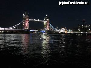 [P32] Tower Bridge pe noapte. » foto by sophie_p
 - 
<span class="allrVoted glyphicon glyphicon-heart hidden" id="av584534"></span>
<a class="m-l-10 hidden" id="sv584534" onclick="voting_Foto_DelVot(,584534,1570)" role="button">șterge vot <span class="glyphicon glyphicon-remove"></span></a>
<a id="v9584534" class=" c-red"  onclick="voting_Foto_SetVot(584534)" role="button"><span class="glyphicon glyphicon-heart-empty"></span> <b>LIKE</b> = Votează poza</a> <img class="hidden"  id="f584534W9" src="/imagini/loader.gif" border="0" /><span class="AjErrMes hidden" id="e584534ErM"></span>