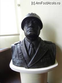 [P47] Il Duce, Benito Mussolini - The Fusilliers' Museum. Tower of London. » foto by TraianS
 - 
<span class="allrVoted glyphicon glyphicon-heart hidden" id="av233892"></span>
<a class="m-l-10 hidden" id="sv233892" onclick="voting_Foto_DelVot(,233892,1570)" role="button">șterge vot <span class="glyphicon glyphicon-remove"></span></a>
<a id="v9233892" class=" c-red"  onclick="voting_Foto_SetVot(233892)" role="button"><span class="glyphicon glyphicon-heart-empty"></span> <b>LIKE</b> = Votează poza</a> <img class="hidden"  id="f233892W9" src="/imagini/loader.gif" border="0" /><span class="AjErrMes hidden" id="e233892ErM"></span>