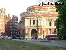 [P62] Londra - Albert Hall. » foto by Dragoș_MD
 - 
<span class="allrVoted glyphicon glyphicon-heart hidden" id="av205410"></span>
<a class="m-l-10 hidden" id="sv205410" onclick="voting_Foto_DelVot(,205410,1570)" role="button">șterge vot <span class="glyphicon glyphicon-remove"></span></a>
<a id="v9205410" class=" c-red"  onclick="voting_Foto_SetVot(205410)" role="button"><span class="glyphicon glyphicon-heart-empty"></span> <b>LIKE</b> = Votează poza</a> <img class="hidden"  id="f205410W9" src="/imagini/loader.gif" border="0" /><span class="AjErrMes hidden" id="e205410ErM"></span>