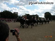 [P29] Horse Guards Parade-schimbarea garzii » foto by Alina53
 - 
<span class="allrVoted glyphicon glyphicon-heart hidden" id="av57513"></span>
<a class="m-l-10 hidden" id="sv57513" onclick="voting_Foto_DelVot(,57513,1570)" role="button">șterge vot <span class="glyphicon glyphicon-remove"></span></a>
<a id="v957513" class=" c-red"  onclick="voting_Foto_SetVot(57513)" role="button"><span class="glyphicon glyphicon-heart-empty"></span> <b>LIKE</b> = Votează poza</a> <img class="hidden"  id="f57513W9" src="/imagini/loader.gif" border="0" /><span class="AjErrMes hidden" id="e57513ErM"></span>