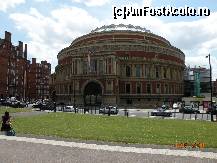 [P47] Royal Albert Hall » foto by Alina53
 - 
<span class="allrVoted glyphicon glyphicon-heart hidden" id="av57535"></span>
<a class="m-l-10 hidden" id="sv57535" onclick="voting_Foto_DelVot(,57535,1570)" role="button">șterge vot <span class="glyphicon glyphicon-remove"></span></a>
<a id="v957535" class=" c-red"  onclick="voting_Foto_SetVot(57535)" role="button"><span class="glyphicon glyphicon-heart-empty"></span> <b>LIKE</b> = Votează poza</a> <img class="hidden"  id="f57535W9" src="/imagini/loader.gif" border="0" /><span class="AjErrMes hidden" id="e57535ErM"></span>