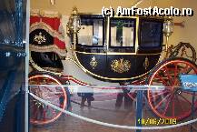 [P84] The Royal Mews-adapostind cele mai frumoase si luxoase trasuri regale » foto by Alina53
 - 
<span class="allrVoted glyphicon glyphicon-heart hidden" id="av57621"></span>
<a class="m-l-10 hidden" id="sv57621" onclick="voting_Foto_DelVot(,57621,1570)" role="button">șterge vot <span class="glyphicon glyphicon-remove"></span></a>
<a id="v957621" class=" c-red"  onclick="voting_Foto_SetVot(57621)" role="button"><span class="glyphicon glyphicon-heart-empty"></span> <b>LIKE</b> = Votează poza</a> <img class="hidden"  id="f57621W9" src="/imagini/loader.gif" border="0" /><span class="AjErrMes hidden" id="e57621ErM"></span>