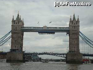 [P07] Celebrul pod-muzeu ce traversează râul Tamisa, Tower Bridge. Londra.  » foto by traian.leuca †
 - 
<span class="allrVoted glyphicon glyphicon-heart hidden" id="av413846"></span>
<a class="m-l-10 hidden" id="sv413846" onclick="voting_Foto_DelVot(,413846,1570)" role="button">șterge vot <span class="glyphicon glyphicon-remove"></span></a>
<a id="v9413846" class=" c-red"  onclick="voting_Foto_SetVot(413846)" role="button"><span class="glyphicon glyphicon-heart-empty"></span> <b>LIKE</b> = Votează poza</a> <img class="hidden"  id="f413846W9" src="/imagini/loader.gif" border="0" /><span class="AjErrMes hidden" id="e413846ErM"></span>