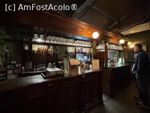 [P26] Ye Olde Cheshire Cheese » foto by Mika
 - 
<span class="allrVoted glyphicon glyphicon-heart hidden" id="av1493947"></span>
<a class="m-l-10 hidden" id="sv1493947" onclick="voting_Foto_DelVot(,1493947,1570)" role="button">șterge vot <span class="glyphicon glyphicon-remove"></span></a>
<a id="v91493947" class=" c-red"  onclick="voting_Foto_SetVot(1493947)" role="button"><span class="glyphicon glyphicon-heart-empty"></span> <b>LIKE</b> = Votează poza</a> <img class="hidden"  id="f1493947W9" src="/imagini/loader.gif" border="0" /><span class="AjErrMes hidden" id="e1493947ErM"></span>