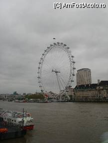 [P02] London Eye » foto by baypkee
 - 
<span class="allrVoted glyphicon glyphicon-heart hidden" id="av71026"></span>
<a class="m-l-10 hidden" id="sv71026" onclick="voting_Foto_DelVot(,71026,1570)" role="button">șterge vot <span class="glyphicon glyphicon-remove"></span></a>
<a id="v971026" class=" c-red"  onclick="voting_Foto_SetVot(71026)" role="button"><span class="glyphicon glyphicon-heart-empty"></span> <b>LIKE</b> = Votează poza</a> <img class="hidden"  id="f71026W9" src="/imagini/loader.gif" border="0" /><span class="AjErrMes hidden" id="e71026ErM"></span>