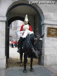 [P19x] Horse Guards » foto by buburuzica
 - 
<span class="allrVoted glyphicon glyphicon-heart hidden" id="av30215"></span>
<a class="m-l-10 hidden" id="sv30215" onclick="voting_Foto_DelVot(,30215,1570)" role="button">șterge vot <span class="glyphicon glyphicon-remove"></span></a>
<a id="v930215" class=" c-red"  onclick="voting_Foto_SetVot(30215)" role="button"><span class="glyphicon glyphicon-heart-empty"></span> <b>LIKE</b> = Votează poza</a> <img class="hidden"  id="f30215W9" src="/imagini/loader.gif" border="0" /><span class="AjErrMes hidden" id="e30215ErM"></span>