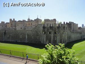 [P06] Cetatea de langa Tower Bridge » foto by lianacioban
 - 
<span class="allrVoted glyphicon glyphicon-heart hidden" id="av986837"></span>
<a class="m-l-10 hidden" id="sv986837" onclick="voting_Foto_DelVot(,986837,1570)" role="button">șterge vot <span class="glyphicon glyphicon-remove"></span></a>
<a id="v9986837" class=" c-red"  onclick="voting_Foto_SetVot(986837)" role="button"><span class="glyphicon glyphicon-heart-empty"></span> <b>LIKE</b> = Votează poza</a> <img class="hidden"  id="f986837W9" src="/imagini/loader.gif" border="0" /><span class="AjErrMes hidden" id="e986837ErM"></span>