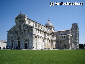 [P02] Piazza dei MIracoli, privire de ansamblu » foto by lorelei34
 - 
<span class="allrVoted glyphicon glyphicon-heart hidden" id="av379656"></span>
<a class="m-l-10 hidden" id="sv379656" onclick="voting_Foto_DelVot(,379656,1574)" role="button">șterge vot <span class="glyphicon glyphicon-remove"></span></a>
<a id="v9379656" class=" c-red"  onclick="voting_Foto_SetVot(379656)" role="button"><span class="glyphicon glyphicon-heart-empty"></span> <b>LIKE</b> = Votează poza</a> <img class="hidden"  id="f379656W9" src="/imagini/loader.gif" border="0" /><span class="AjErrMes hidden" id="e379656ErM"></span>