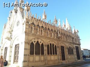 [P33] Santa Maria della Spina, o mică biserică gotică, foarte bogat decorată la exterior, așezată pe malul râului Arno. Pe locul 2 în topul meu după Piazza dei Miracoli.  » foto by Aurici
 - 
<span class="allrVoted glyphicon glyphicon-heart hidden" id="av979005"></span>
<a class="m-l-10 hidden" id="sv979005" onclick="voting_Foto_DelVot(,979005,1574)" role="button">șterge vot <span class="glyphicon glyphicon-remove"></span></a>
<a id="v9979005" class=" c-red"  onclick="voting_Foto_SetVot(979005)" role="button"><span class="glyphicon glyphicon-heart-empty"></span> <b>LIKE</b> = Votează poza</a> <img class="hidden"  id="f979005W9" src="/imagini/loader.gif" border="0" /><span class="AjErrMes hidden" id="e979005ErM"></span>