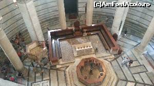 [P47] Interiorul Baptisteriului, cu amvonul executat Nicola Pisano.  » foto by Mika
 - 
<span class="allrVoted glyphicon glyphicon-heart hidden" id="av621492"></span>
<a class="m-l-10 hidden" id="sv621492" onclick="voting_Foto_DelVot(,621492,1574)" role="button">șterge vot <span class="glyphicon glyphicon-remove"></span></a>
<a id="v9621492" class=" c-red"  onclick="voting_Foto_SetVot(621492)" role="button"><span class="glyphicon glyphicon-heart-empty"></span> <b>LIKE</b> = Votează poza</a> <img class="hidden"  id="f621492W9" src="/imagini/loader.gif" border="0" /><span class="AjErrMes hidden" id="e621492ErM"></span>