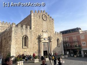 [P09] Taormina -Catedrala San Niccolo din Piazza di Duomo » foto by Yersinia Pestis
 - 
<span class="allrVoted glyphicon glyphicon-heart hidden" id="av1516018"></span>
<a class="m-l-10 hidden" id="sv1516018" onclick="voting_Foto_DelVot(,1516018,1579)" role="button">șterge vot <span class="glyphicon glyphicon-remove"></span></a>
<a id="v91516018" class=" c-red"  onclick="voting_Foto_SetVot(1516018)" role="button"><span class="glyphicon glyphicon-heart-empty"></span> <b>LIKE</b> = Votează poza</a> <img class="hidden"  id="f1516018W9" src="/imagini/loader.gif" border="0" /><span class="AjErrMes hidden" id="e1516018ErM"></span>