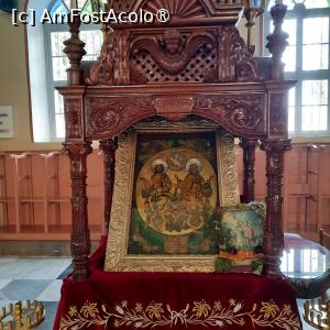 [P32] Symi, Biserica Sf. Treime, Mobilier sculptat în lemn și Icoana Sf. Treime » foto by mprofeanu
 - 
<span class="allrVoted glyphicon glyphicon-heart hidden" id="av1419074"></span>
<a class="m-l-10 hidden" id="sv1419074" onclick="voting_Foto_DelVot(,1419074,1588)" role="button">șterge vot <span class="glyphicon glyphicon-remove"></span></a>
<a id="v91419074" class=" c-red"  onclick="voting_Foto_SetVot(1419074)" role="button"><span class="glyphicon glyphicon-heart-empty"></span> <b>LIKE</b> = Votează poza</a> <img class="hidden"  id="f1419074W9" src="/imagini/loader.gif" border="0" /><span class="AjErrMes hidden" id="e1419074ErM"></span>