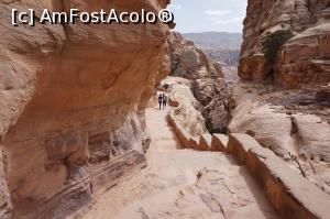 [P58] parte din urcusul final spre monastery. petra » foto by fra
 - 
<span class="allrVoted glyphicon glyphicon-heart hidden" id="av957035"></span>
<a class="m-l-10 hidden" id="sv957035" onclick="voting_Foto_DelVot(,957035,1591)" role="button">șterge vot <span class="glyphicon glyphicon-remove"></span></a>
<a id="v9957035" class=" c-red"  onclick="voting_Foto_SetVot(957035)" role="button"><span class="glyphicon glyphicon-heart-empty"></span> <b>LIKE</b> = Votează poza</a> <img class="hidden"  id="f957035W9" src="/imagini/loader.gif" border="0" /><span class="AjErrMes hidden" id="e957035ErM"></span>