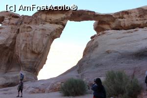 [P20] Wadi Rum, Arcul Um Frouth m-a impresionat și speriat, am urcat pe el în patru labe și am coborât pe fund, mi-am sfâșiat pantalonii dar a meritat!...  » foto by mprofeanu
 - 
<span class="allrVoted glyphicon glyphicon-heart hidden" id="av920351"></span>
<a class="m-l-10 hidden" id="sv920351" onclick="voting_Foto_DelVot(,920351,1591)" role="button">șterge vot <span class="glyphicon glyphicon-remove"></span></a>
<a id="v9920351" class=" c-red"  onclick="voting_Foto_SetVot(920351)" role="button"><span class="glyphicon glyphicon-heart-empty"></span> <b>LIKE</b> = Votează poza</a> <img class="hidden"  id="f920351W9" src="/imagini/loader.gif" border="0" /><span class="AjErrMes hidden" id="e920351ErM"></span>