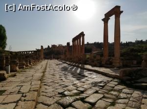 [P09] Jerash » foto by Marius 72
 - 
<span class="allrVoted glyphicon glyphicon-heart hidden" id="av1142121"></span>
<a class="m-l-10 hidden" id="sv1142121" onclick="voting_Foto_DelVot(,1142121,1591)" role="button">șterge vot <span class="glyphicon glyphicon-remove"></span></a>
<a id="v91142121" class=" c-red"  onclick="voting_Foto_SetVot(1142121)" role="button"><span class="glyphicon glyphicon-heart-empty"></span> <b>LIKE</b> = Votează poza</a> <img class="hidden"  id="f1142121W9" src="/imagini/loader.gif" border="0" /><span class="AjErrMes hidden" id="e1142121ErM"></span>