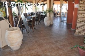 [P11] salonul era destul de mare cat pentru organizarea unui botez.  » foto by alunelu69
 - 
<span class="allrVoted glyphicon glyphicon-heart hidden" id="av954696"></span>
<a class="m-l-10 hidden" id="sv954696" onclick="voting_Foto_DelVot(,954696,1607)" role="button">șterge vot <span class="glyphicon glyphicon-remove"></span></a>
<a id="v9954696" class=" c-red"  onclick="voting_Foto_SetVot(954696)" role="button"><span class="glyphicon glyphicon-heart-empty"></span> <b>LIKE</b> = Votează poza</a> <img class="hidden"  id="f954696W9" src="/imagini/loader.gif" border="0" /><span class="AjErrMes hidden" id="e954696ErM"></span>