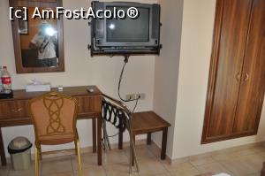 [P05] un televizor de decor pentru noi, in dreapta se observa dulapul » foto by alunelu69
 - 
<span class="allrVoted glyphicon glyphicon-heart hidden" id="av954688"></span>
<a class="m-l-10 hidden" id="sv954688" onclick="voting_Foto_DelVot(,954688,1607)" role="button">șterge vot <span class="glyphicon glyphicon-remove"></span></a>
<a id="v9954688" class=" c-red"  onclick="voting_Foto_SetVot(954688)" role="button"><span class="glyphicon glyphicon-heart-empty"></span> <b>LIKE</b> = Votează poza</a> <img class="hidden"  id="f954688W9" src="/imagini/loader.gif" border="0" /><span class="AjErrMes hidden" id="e954688ErM"></span>