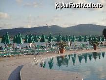 [P01] zona de plaja + piscina » foto by lidiasi
 - 
<span class="allrVoted glyphicon glyphicon-heart hidden" id="av143867"></span>
<a class="m-l-10 hidden" id="sv143867" onclick="voting_Foto_DelVot(,143867,1618)" role="button">șterge vot <span class="glyphicon glyphicon-remove"></span></a>
<a id="v9143867" class=" c-red"  onclick="voting_Foto_SetVot(143867)" role="button"><span class="glyphicon glyphicon-heart-empty"></span> <b>LIKE</b> = Votează poza</a> <img class="hidden"  id="f143867W9" src="/imagini/loader.gif" border="0" /><span class="AjErrMes hidden" id="e143867ErM"></span>