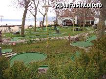 [P19] terenul de mini golf » foto by geosler
 - 
<span class="allrVoted glyphicon glyphicon-heart hidden" id="av63130"></span>
<a class="m-l-10 hidden" id="sv63130" onclick="voting_Foto_DelVot(,63130,1618)" role="button">șterge vot <span class="glyphicon glyphicon-remove"></span></a>
<a id="v963130" class=" c-red"  onclick="voting_Foto_SetVot(63130)" role="button"><span class="glyphicon glyphicon-heart-empty"></span> <b>LIKE</b> = Votează poza</a> <img class="hidden"  id="f63130W9" src="/imagini/loader.gif" border="0" /><span class="AjErrMes hidden" id="e63130ErM"></span>