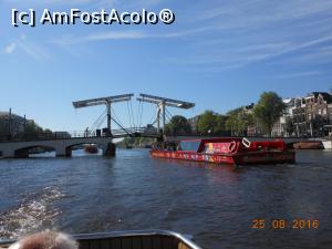 [P35] Amsterdam - Poduri și canale.  » foto by iulianic
 - 
<span class="allrVoted glyphicon glyphicon-heart hidden" id="av826064"></span>
<a class="m-l-10 hidden" id="sv826064" onclick="voting_Foto_DelVot(,826064,1639)" role="button">șterge vot <span class="glyphicon glyphicon-remove"></span></a>
<a id="v9826064" class=" c-red"  onclick="voting_Foto_SetVot(826064)" role="button"><span class="glyphicon glyphicon-heart-empty"></span> <b>LIKE</b> = Votează poza</a> <img class="hidden"  id="f826064W9" src="/imagini/loader.gif" border="0" /><span class="AjErrMes hidden" id="e826064ErM"></span>