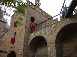 [P08] Curtea interioară -detaliu cu unul din turnuri.  » foto by mireille
 - 
<span class="allrVoted glyphicon glyphicon-heart hidden" id="av1143566"></span>
<a class="m-l-10 hidden" id="sv1143566" onclick="voting_Foto_DelVot(,1143566,1639)" role="button">șterge vot <span class="glyphicon glyphicon-remove"></span></a>
<a id="v91143566" class=" c-red"  onclick="voting_Foto_SetVot(1143566)" role="button"><span class="glyphicon glyphicon-heart-empty"></span> <b>LIKE</b> = Votează poza</a> <img class="hidden"  id="f1143566W9" src="/imagini/loader.gif" border="0" /><span class="AjErrMes hidden" id="e1143566ErM"></span>