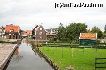 [P3x] Orasel in apropiere de Amsterdam » foto by lizuk
 - 
<span class="allrVoted glyphicon glyphicon-heart hidden" id="av24003"></span>
<a class="m-l-10 hidden" id="sv24003" onclick="voting_Foto_DelVot(,24003,1639)" role="button">șterge vot <span class="glyphicon glyphicon-remove"></span></a>
<a id="v924003" class=" c-red"  onclick="voting_Foto_SetVot(24003)" role="button"><span class="glyphicon glyphicon-heart-empty"></span> <b>LIKE</b> = Votează poza</a> <img class="hidden"  id="f24003W9" src="/imagini/loader.gif" border="0" /><span class="AjErrMes hidden" id="e24003ErM"></span>