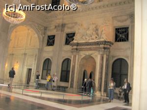 [P05] Sala de Consiliu din Palatul Regal » foto by Michi
 - 
<span class="allrVoted glyphicon glyphicon-heart hidden" id="av1162931"></span>
<a class="m-l-10 hidden" id="sv1162931" onclick="voting_Foto_DelVot(,1162931,1639)" role="button">șterge vot <span class="glyphicon glyphicon-remove"></span></a>
<a id="v91162931" class=" c-red"  onclick="voting_Foto_SetVot(1162931)" role="button"><span class="glyphicon glyphicon-heart-empty"></span> <b>LIKE</b> = Votează poza</a> <img class="hidden"  id="f1162931W9" src="/imagini/loader.gif" border="0" /><span class="AjErrMes hidden" id="e1162931ErM"></span>