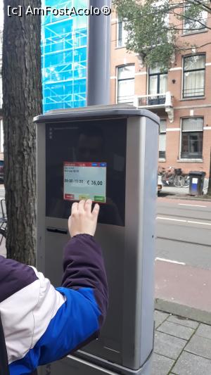 [P07] Sandra ne ajuta sa platim parcarea cu cardul... doar 36 euro » foto by adrianbogdan
 - 
<span class="allrVoted glyphicon glyphicon-heart hidden" id="av1126615"></span>
<a class="m-l-10 hidden" id="sv1126615" onclick="voting_Foto_DelVot(,1126615,1639)" role="button">șterge vot <span class="glyphicon glyphicon-remove"></span></a>
<a id="v91126615" class=" c-red"  onclick="voting_Foto_SetVot(1126615)" role="button"><span class="glyphicon glyphicon-heart-empty"></span> <b>LIKE</b> = Votează poza</a> <img class="hidden"  id="f1126615W9" src="/imagini/loader.gif" border="0" /><span class="AjErrMes hidden" id="e1126615ErM"></span>