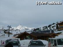 [P13] In cabanuta din imagine se ascut canturi(6 euro)  sau se ceruiesc schiurile (6 euro) dar si tot ce tine de ski service.In spate, instalatia Achenrainbahn, care trece pe versantul vestic, peste sosea si face legatura cu Zehnerkarbahn, apoi 2700 m de partie pana inapoi! » foto by nellu
 - 
<span class="allrVoted glyphicon glyphicon-heart hidden" id="av5448"></span>
<a class="m-l-10 hidden" id="sv5448" onclick="voting_Foto_DelVot(,5448,1655)" role="button">șterge vot <span class="glyphicon glyphicon-remove"></span></a>
<a id="v95448" class=" c-red"  onclick="voting_Foto_SetVot(5448)" role="button"><span class="glyphicon glyphicon-heart-empty"></span> <b>LIKE</b> = Votează poza</a> <img class="hidden"  id="f5448W9" src="/imagini/loader.gif" border="0" /><span class="AjErrMes hidden" id="e5448ErM"></span>