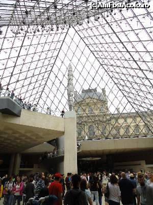 [P15] louvre » foto by simon_niculae
 - 
<span class="allrVoted glyphicon glyphicon-heart hidden" id="av699162"></span>
<a class="m-l-10 hidden" id="sv699162" onclick="voting_Foto_DelVot(,699162,1684)" role="button">șterge vot <span class="glyphicon glyphicon-remove"></span></a>
<a id="v9699162" class=" c-red"  onclick="voting_Foto_SetVot(699162)" role="button"><span class="glyphicon glyphicon-heart-empty"></span> <b>LIKE</b> = Votează poza</a> <img class="hidden"  id="f699162W9" src="/imagini/loader.gif" border="0" /><span class="AjErrMes hidden" id="e699162ErM"></span>