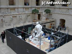 [P06] Asa se restaureaza statuile din Louvre » foto by Roxelly
 - 
<span class="allrVoted glyphicon glyphicon-heart hidden" id="av478941"></span>
<a class="m-l-10 hidden" id="sv478941" onclick="voting_Foto_DelVot(,478941,1684)" role="button">șterge vot <span class="glyphicon glyphicon-remove"></span></a>
<a id="v9478941" class=" c-red"  onclick="voting_Foto_SetVot(478941)" role="button"><span class="glyphicon glyphicon-heart-empty"></span> <b>LIKE</b> = Votează poza</a> <img class="hidden"  id="f478941W9" src="/imagini/loader.gif" border="0" /><span class="AjErrMes hidden" id="e478941ErM"></span>