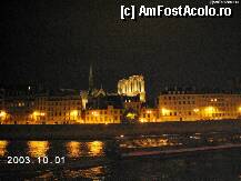 [P9x] Pe malul celălalt, Notre Dame îşi înalţă semeaţă turlele luminate feeric. » foto by Costi
 - 
<span class="allrVoted glyphicon glyphicon-heart hidden" id="av32525"></span>
<a class="m-l-10 hidden" id="sv32525" onclick="voting_Foto_DelVot(,32525,1684)" role="button">șterge vot <span class="glyphicon glyphicon-remove"></span></a>
<a id="v932525" class=" c-red"  onclick="voting_Foto_SetVot(32525)" role="button"><span class="glyphicon glyphicon-heart-empty"></span> <b>LIKE</b> = Votează poza</a> <img class="hidden"  id="f32525W9" src="/imagini/loader.gif" border="0" /><span class="AjErrMes hidden" id="e32525ErM"></span>