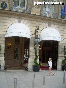 [P33] Hotelul Ritz din Place Vendome » foto by dorgo
 - 
<span class="allrVoted glyphicon glyphicon-heart hidden" id="av91339"></span>
<a class="m-l-10 hidden" id="sv91339" onclick="voting_Foto_DelVot(,91339,1684)" role="button">șterge vot <span class="glyphicon glyphicon-remove"></span></a>
<a id="v991339" class=" c-red"  onclick="voting_Foto_SetVot(91339)" role="button"><span class="glyphicon glyphicon-heart-empty"></span> <b>LIKE</b> = Votează poza</a> <img class="hidden"  id="f91339W9" src="/imagini/loader.gif" border="0" /><span class="AjErrMes hidden" id="e91339ErM"></span>