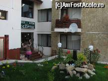 [P02] Hotel Hera - intrarea in hotel » foto by vini
 - 
<span class="allrVoted glyphicon glyphicon-heart hidden" id="av145860"></span>
<a class="m-l-10 hidden" id="sv145860" onclick="voting_Foto_DelVot(,145860,1686)" role="button">șterge vot <span class="glyphicon glyphicon-remove"></span></a>
<a id="v9145860" class=" c-red"  onclick="voting_Foto_SetVot(145860)" role="button"><span class="glyphicon glyphicon-heart-empty"></span> <b>LIKE</b> = Votează poza</a> <img class="hidden"  id="f145860W9" src="/imagini/loader.gif" border="0" /><span class="AjErrMes hidden" id="e145860ErM"></span>